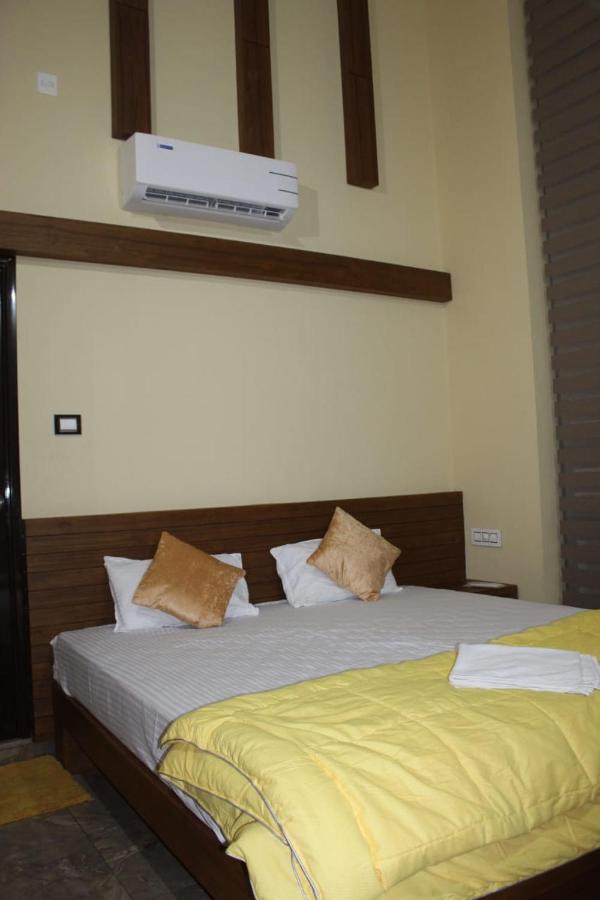 Orchid Villa Pinangode Exterior foto