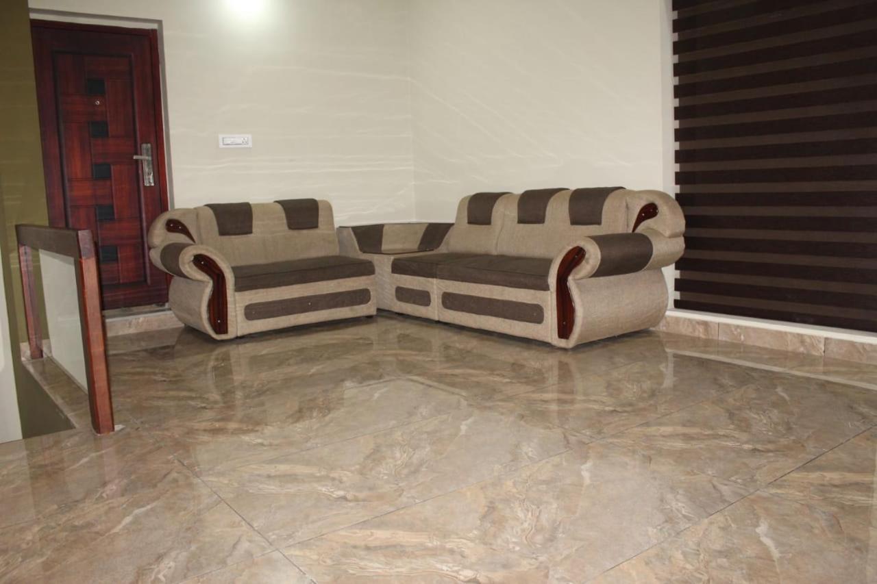 Orchid Villa Pinangode Exterior foto